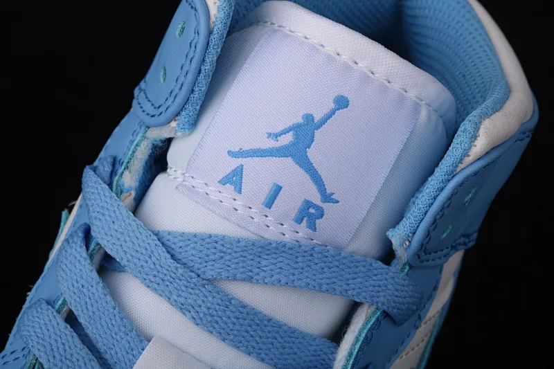 All categories Air Jordan Jordan series basketball shoes Air Jordan 1 Mid Air Jordan 1 Mid AJ1 Joe 1 white and blue 554724-106